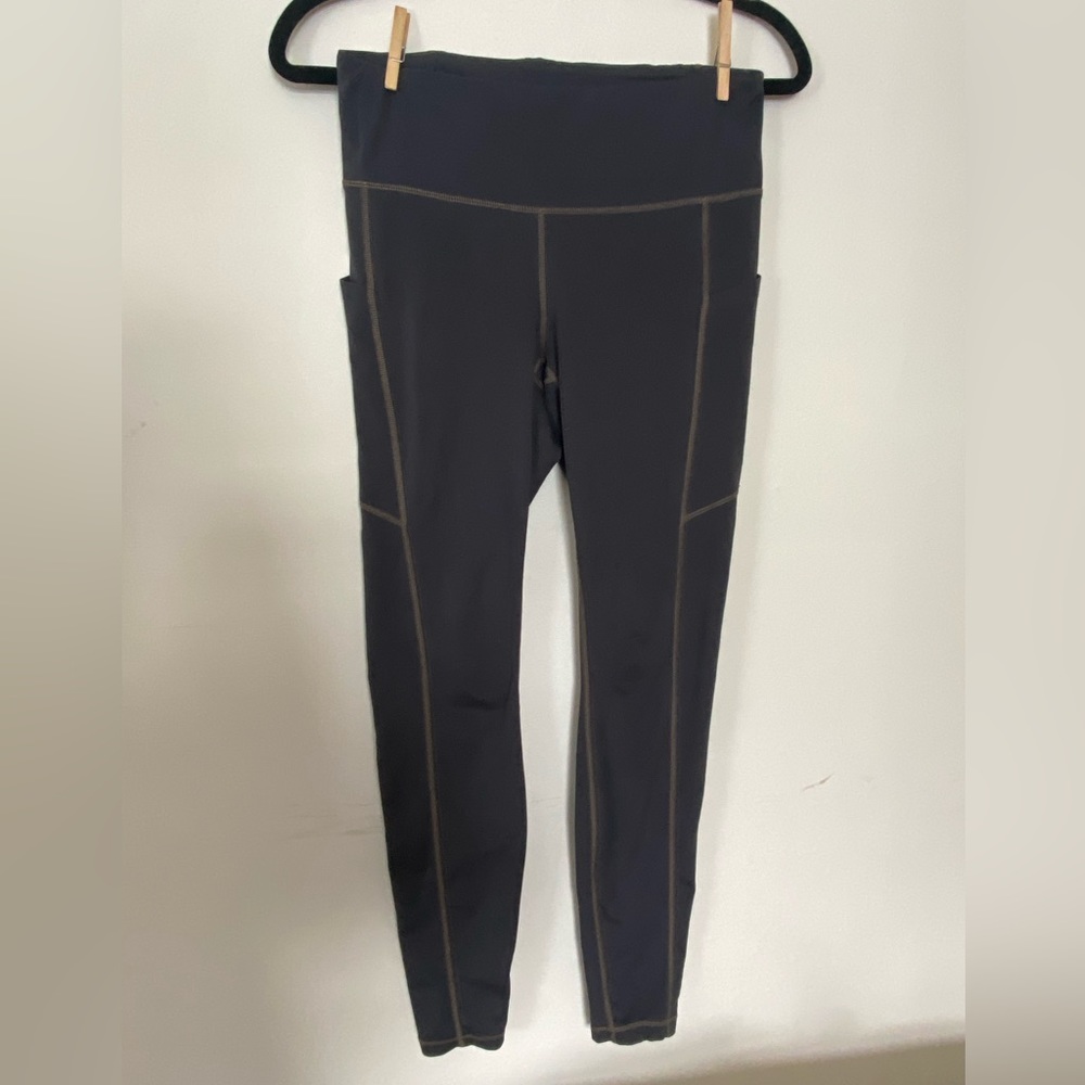 Gray Shambhala athletic leggings size medium